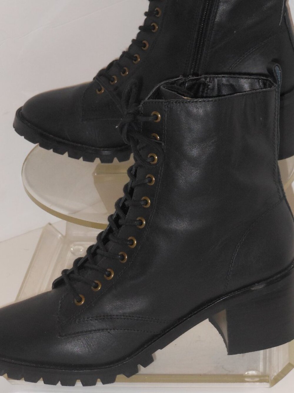 CROWN VINTAGE BLACK LEATHER ANKLE BOOTS SIZE 11 MEDIUM